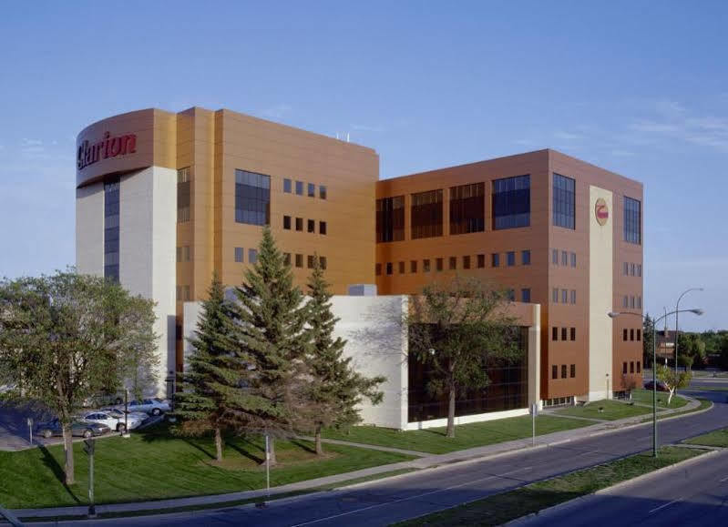 Clarion Hotel&Suites Winnipeg Exterior foto