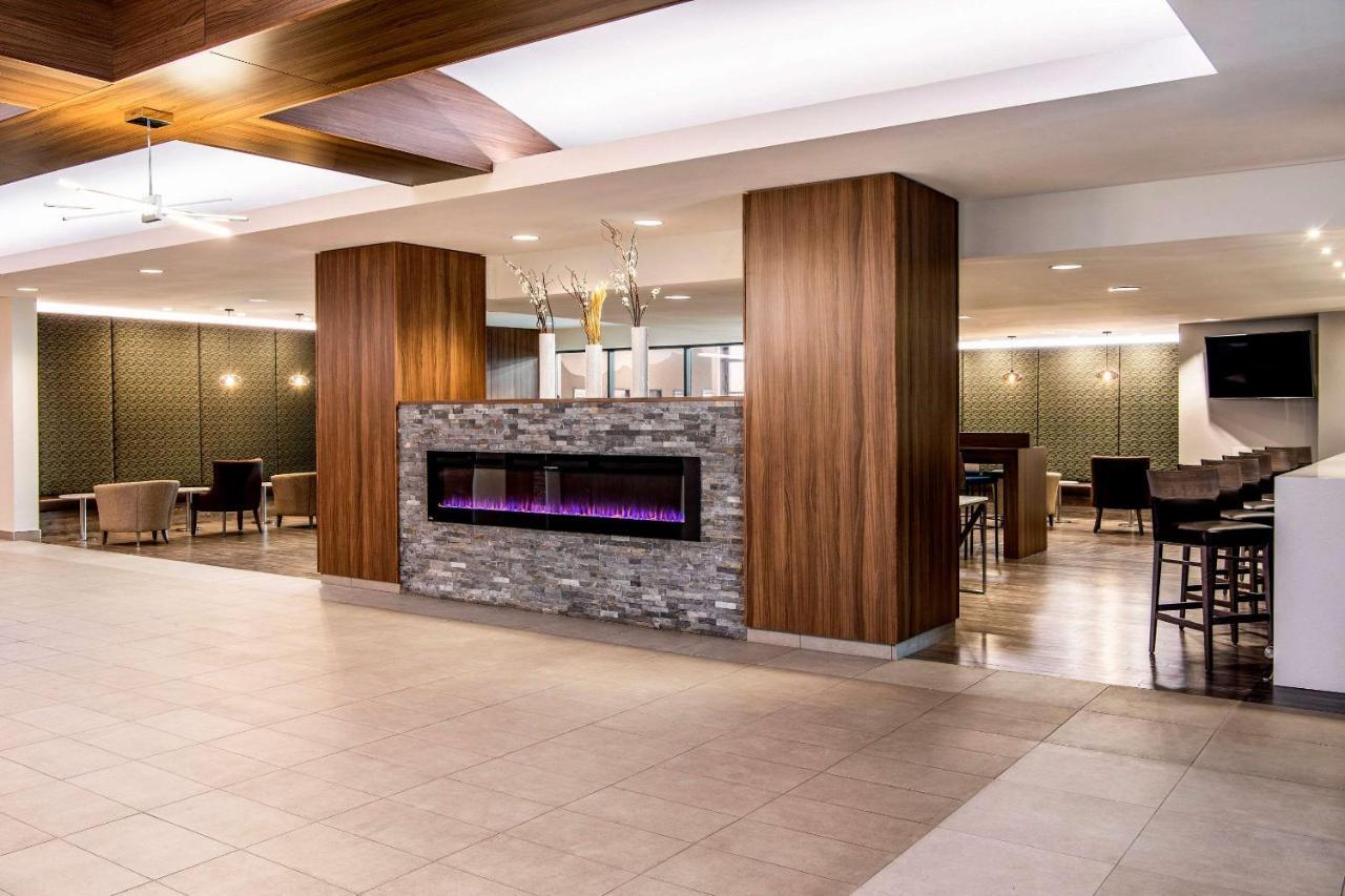 Clarion Hotel&Suites Winnipeg Exterior foto
